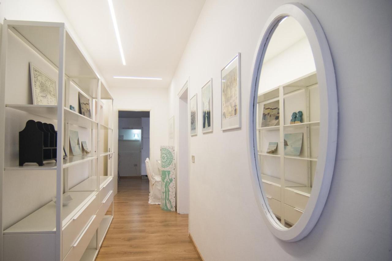 Villa True